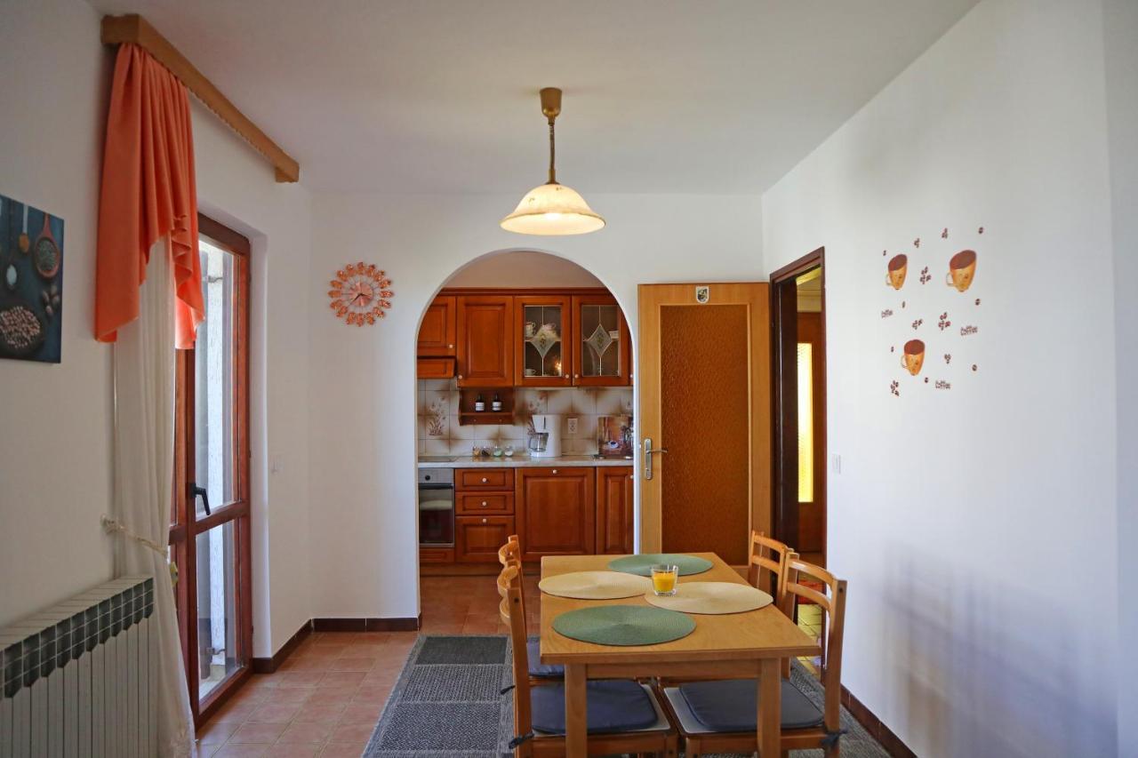 Apartman Slavko Apartment Tar-Vabriga Exterior photo