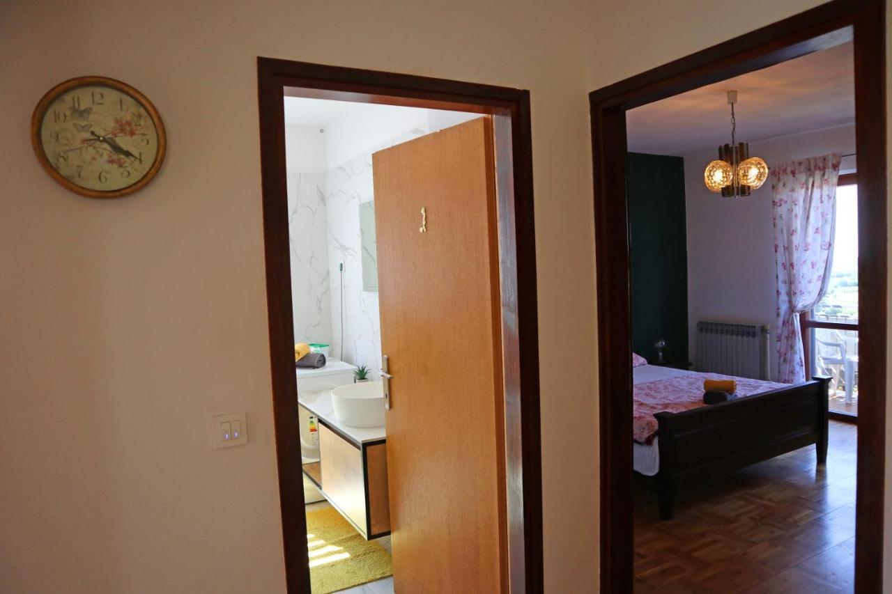Apartman Slavko Apartment Tar-Vabriga Exterior photo